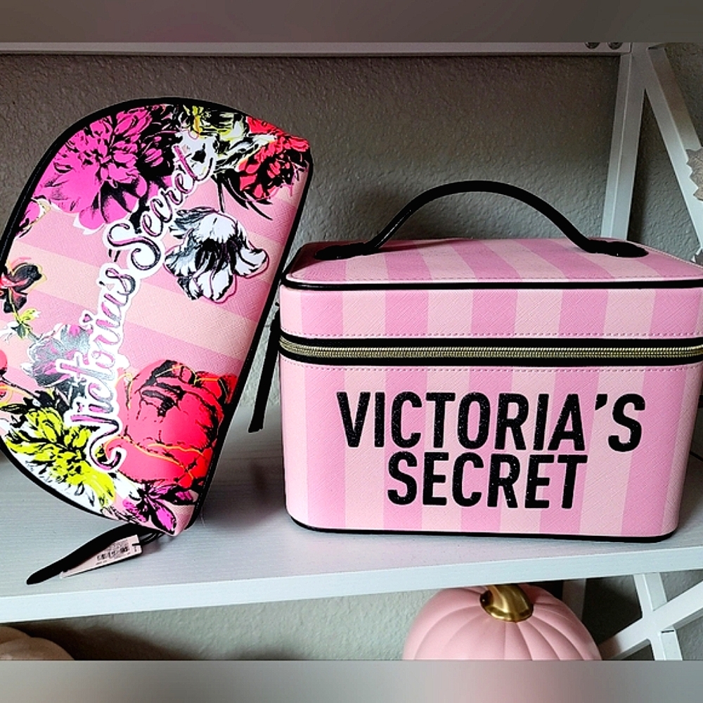 Victoria's Secret Travel Makeup bag set